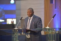 ADEPR ilikanusha ripoti kwamba waliruhusiwa kuvaa suruali, baridi na kukata nywele zao katika kanisa hili