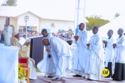 Myr Twagirayezu yimitswe aba Umwepiskopi mushya wa Kibungo mu birori byitabiriwe na Minisitiri w'Ubutegetsi bw'Igihugu