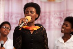 Neema waraswe amashimwe n'abarimo Tracy yagaragaje uko afata isabukuru ye ati 'Ni inshingano zikomeje'