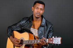 Manzi Lucien (inyenyeri y'ahazaza) wakoranye na James & Daniella agiye gukora igitaramo