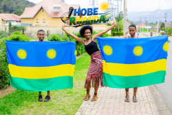 Zahabu Umurizabageni Nadia yahishe mu byondo yagaragariye mu gisigo “Hobe Rwanda” kirimo indirimbo