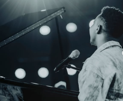 Israel Mbonyi Aachilia No Doubt kwa Kiingereza - Ieleweke kwa Kiswahili