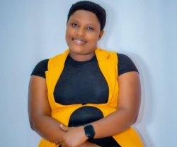 Nifuzaga guhumuriza abantu: Mami Espe uririmba Holy Nation na Horeb Choir yagarukanye indirimbo nshya