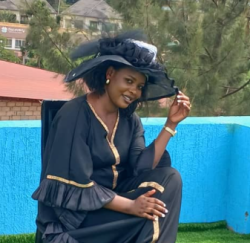 Pauline yasohoye indirimbo nshya “Isiganwa” afata nko “kumena ingano mu nkoko zishonje” 
