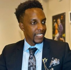 Uko nakiriye ubutumwa bw'ubuntu nkandika igitabo "Ubuntu bugeretse ku bundi" - Pastor Jotham Ndanyuzwe