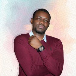 Rugamba Erneste yagarukanye indirimbo nshya “Nazamuwe n'Ubuntu” ivuga ku mbaraga z'Imana