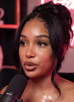 Umukobwa usa na marayika arashaka umusore uhungira kuri Yesu mu bihe bikomeye