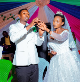 Sibomana Ernest na Uwiringiyimana Donatienne baryohewe n'ukwezi kwa buki - AMAFOTO