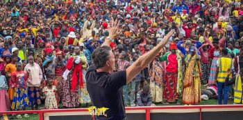 U Burundi bwasuwe na Mwuka Wera: Dana Morey yongeye kwandika amateka mu biterame byitabiriwe n'uruvunganzoka-50 PHOTOS