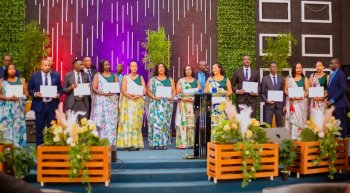 Wells Salvation Church yasengeye Abakuru b'Itorero, Abadiyakoni n'Abavugabutumwa mu muhango wayobowe na Bishop Kigabo