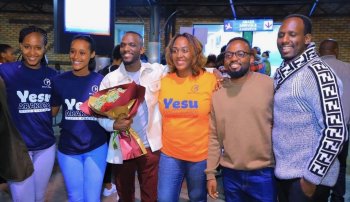 Producer Kavoma yageze i Kigali yakirwa bidasanzwe na Ben & Chance bamutumiye muri 'Yesu Arakora Live Concert'-VIDEO