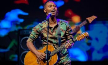Israel Mbonyi abaye uwa mbere mu ngeri zose z'umuziki nyarwanda muri 2023 nyuma yo gusohora ‘Niyo'