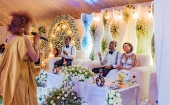 Injira mu bukwe bwa Ev. Appolinaire na Jenny bwitabiriwe n'ibyamamare nka Aline, Ben, Damascène na Masamba-VIDEO