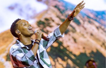 Israel Mbonyi arayoboye! Top 5 y'ibitaramo byatitije abadayimoni mu mwaka wa 2023