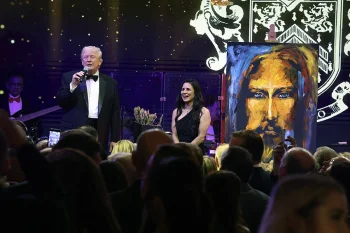 Trump yagurishije igishushanyo cya Yesu ku mafaranga arenga miliyari 3 Frw 