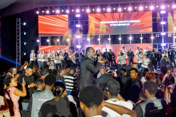 Alarm Ministries yakoze igitaramo kidasanzwe cyitabitiwe n'abarimo Israel Mbonyi, Bosco Nshuti na Richard Nick