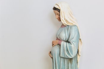 Ese iyo uza kuba Mariya wari kubyara Yesu cyangwa wari kuyikuramo?