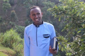 Ntawushobora guhagarika umuhamagaro w'Imana ku wo yahamagaye - Josue Ndayikengurukiye