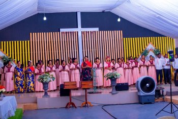 Korali lnkurunziza ya ADEPR Rugando yashyize hanze indirimbo nshya bise "Namenye Neza"