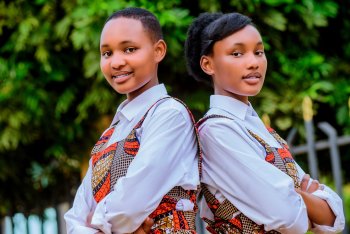 Drone n'amafarasi mu dushya turi mu mashusho y'indirimbo nshya "Ibendera" ya Alicia na Germaine