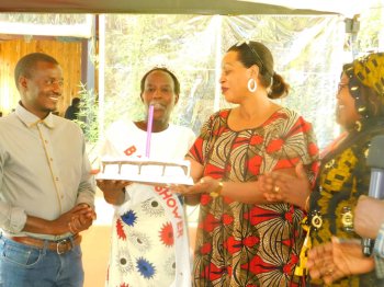 Apotre Nyirahabineza Gerturde yaguye igihumure mu gihe yibukaga imvune n'umuruho yagize ahindura abatinganyi