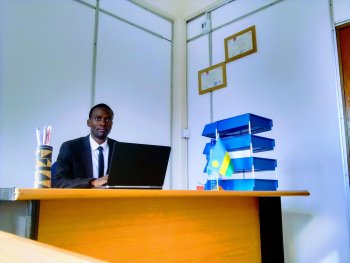 Cyubahiro Alphonse uyobora Elayo Family Choir yashinze Channel izafasha Abanyarwanda kumenya Amategeko