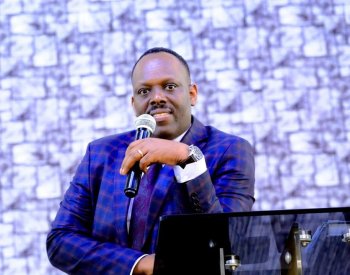 The Call to Leadership: Bishop Prof Fidele Masengo wagize isabukuru agiye kongera kumurika igitabo