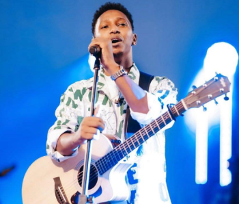 Israel Mbonyi yanze guceceka ku gitaramo cya Ambassadors of Christ n'icya René Patrick na Tracy