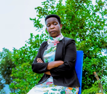  “Mana reba uko tumeze n'amakuba twagize” – “Utugarure” ya Jeanne Nayo yageze hanze!