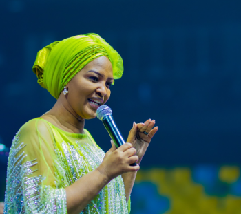 Ibihumbi by'Abakristo bateraniye muri BK Arena muri ‘12 Hours in His Presence' isoza amasengesho y'iminsi 21