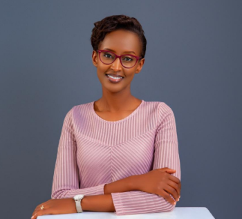 Sarah Sanyu yatanze ubutumwa bw'ihumure nyuma yo gushyira hanze indirimbo “Nifuate” 