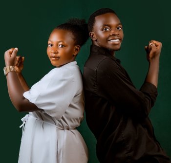 Itsinda SAF (Sam na Fanny) ryasohoye indirimbo "Ni wowe" yanyuze mu biganza bya ABA Music