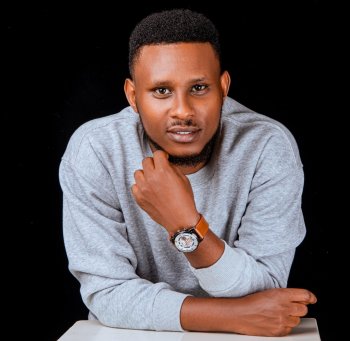 Mutagoma yifashishije indirimbo nshya "Karame" acyebura urubyiruko ruri kugomera Yesu