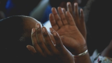 Netanyahu yiyemeje gutabara Abakristo bari guhohoterwa bakanicwa