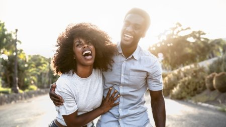 Byagenda bite ku Mukristo wifuza gukora ubukwe ari mu gihugu cy'amahanga adafitemo ibyangombwa?