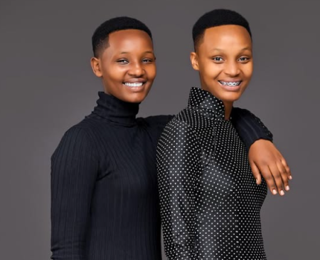 Vestine na Dorcas batangiye guhindura indirimbo zabo mu Giswayile bahereye ku Iriba