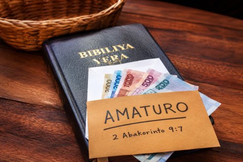 Ibyo Bibiliya n'abahanga bavuga ku cyacumi n'amaturo n'uko bikwiye gukoreshwa muri iki gihe (Igice cya 1)