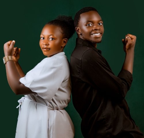 Itsinda SAF (Sam na Fanny) ryasohoye indirimbo "Ni wowe" yanyuze mu biganza bya ABA Music