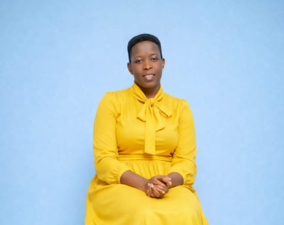 Jeanne Nayo yateguje indirimbo nshya “Nkoraho” igiye guhembura imitima ba benshi