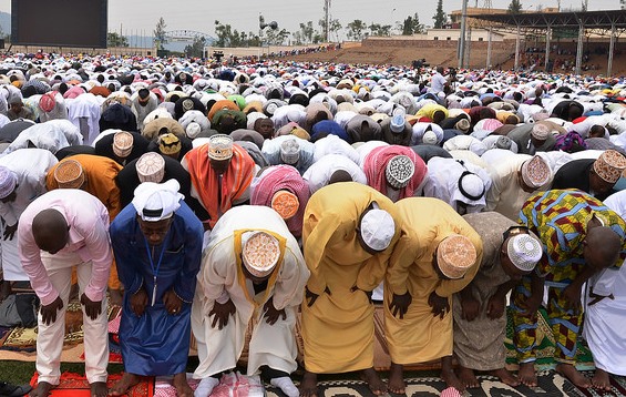 Abisilamu batangiye Igisibo cy'Ukwezi Gutagatifu kwa Ramadhan 