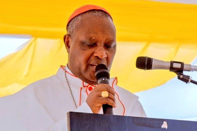 Karidinali Kambanda yasabye Abakristo kwitondera uburenganzira bwahawe abana mu byo kuboneza urubyaro!