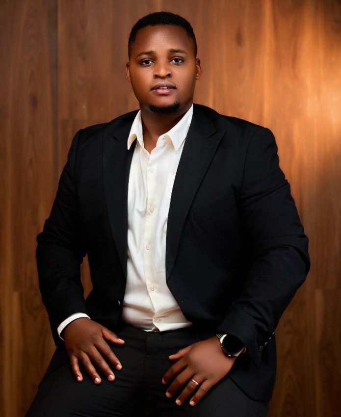 Yabuze se wari umucuranzi ku myaka 8: Ibyo wamenya kuri Eric Twishime ugiye gutaramira i Kigali