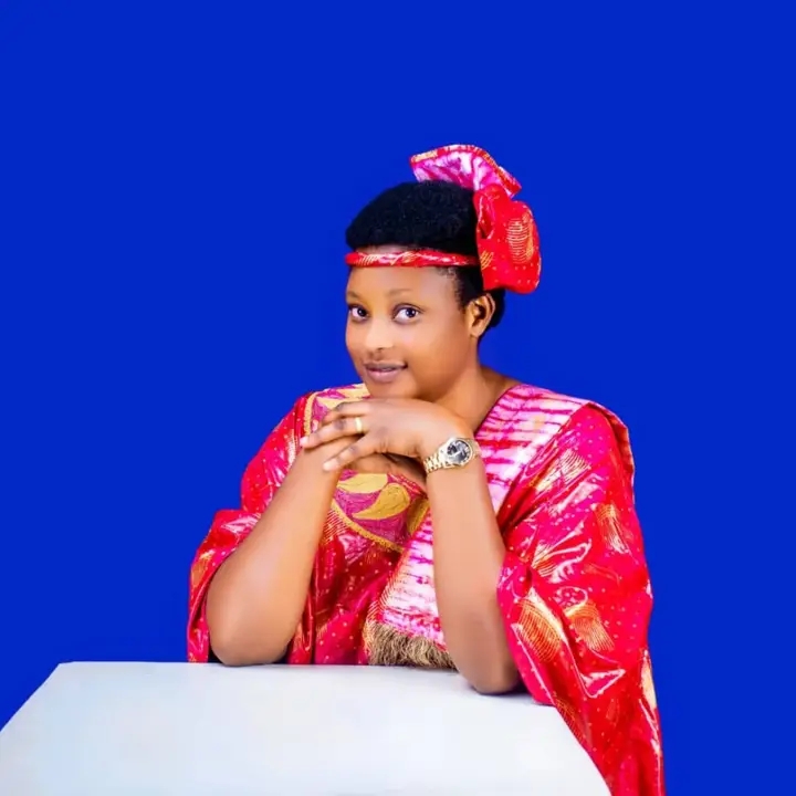 Aline Uwera “Zahabu y'Uwiteka” yasabye abarambiwe kurambya no gutekereza binyuze mu ndirimbo "Nzabibona”