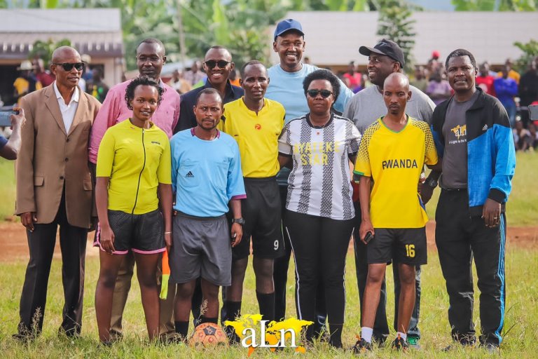 Kirehe: Watumishi wa Wilaya wakiwapiga Watumishi wa Mungu katika mechi ya Kandanda iliyohubiriwa kwa injili-PHOTOS