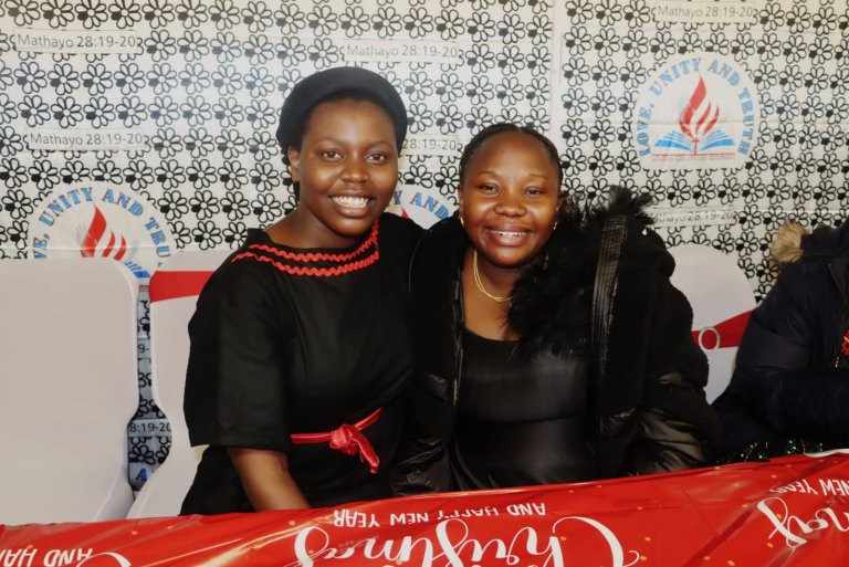 Tanzanian Rehema Simfukwe surprised by the talent of Hope Promise who met at a concert in the USA