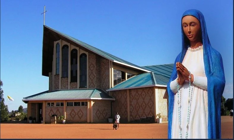 Abakirisitu 50 000 bahuriye i Kibeho mu kwizihiza Asomusiyo - umunsi w'ijyanwa mu Ijuru rya Bikira Mariya