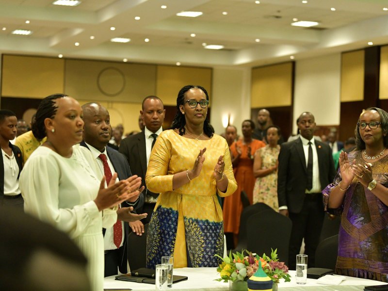 Madamu Jeannette Kagame, Ange Kagame Na Bertrand (…)