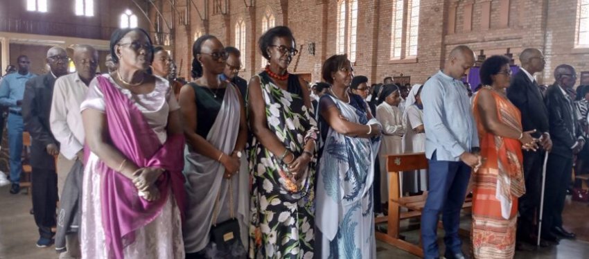 Louise Mushikiwabo uyobora OIF yitabiriye Misa yo gusabira Mgr Alexis Kagame