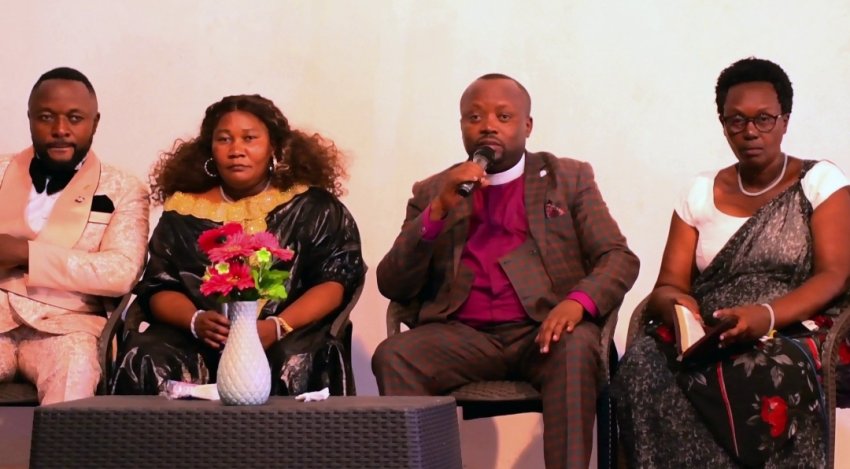 Ngwino nguhe amadorali! - Apotre Claude Kamuhanda yahundagajweho imigisha mu giterane "Haguruka Mugore Ukorere Imana"