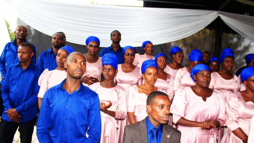 Yatangiye ari Korali y'icyumba! Amateka ya Korali Bonheur ya ADEPR Runda igizwe n'abaririmbyi 113